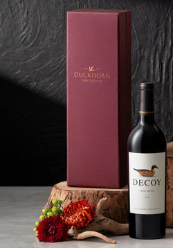 Estuche edición especial con 1 Duckhorn Decoy Red Wine